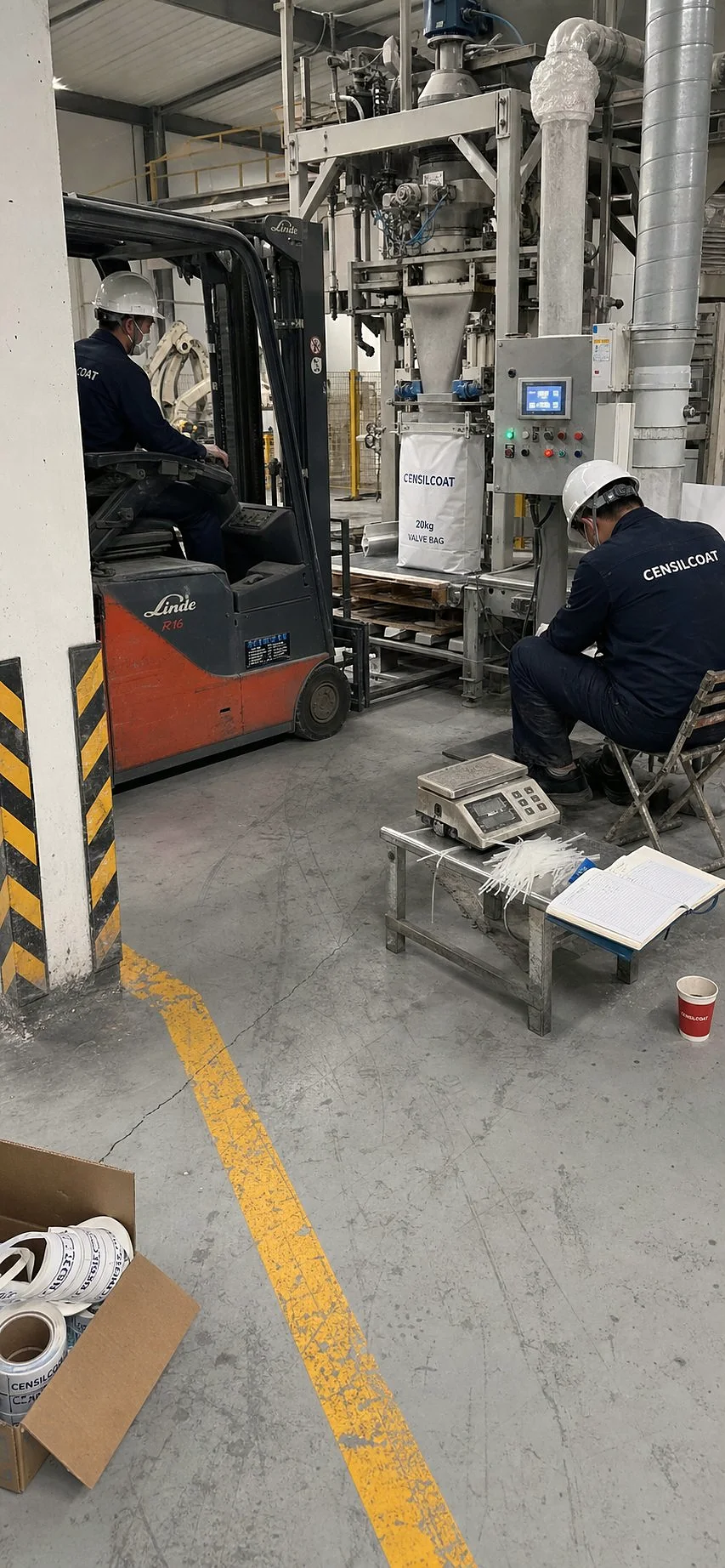 Step 6: Automated packaging line at Censil Fujian plant — forklift operator and bag-seal checker, 20kg valve bags on conveyor, batch labels on every pallet